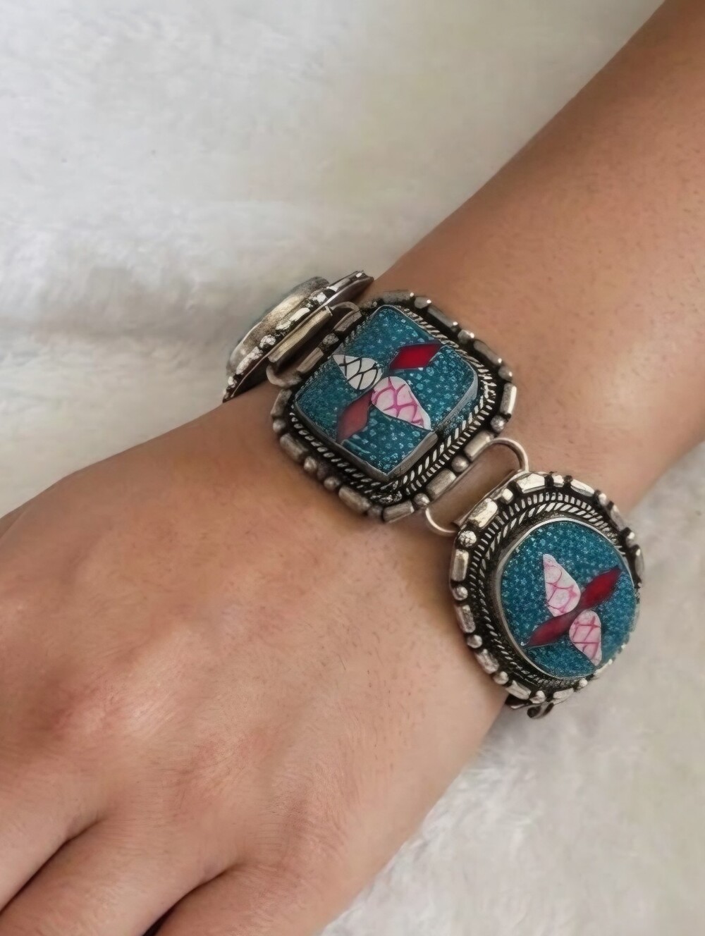Vintage Tibetan Silver Boho Link Bracelet – Inlaid Faux Turquoise & Coral Mosaic